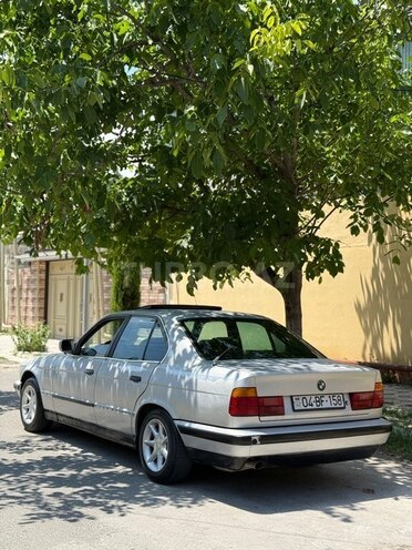 BMW 520-5