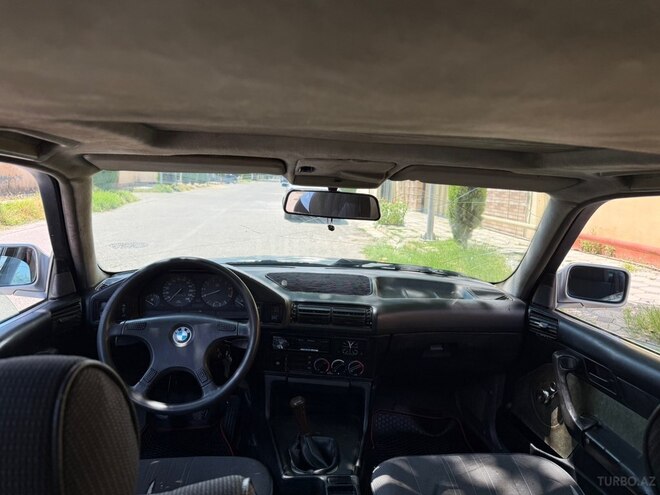 BMW 520-8