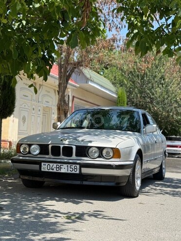 BMW 520-4