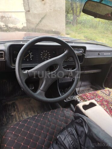 LADA (VAZ) 2107-4