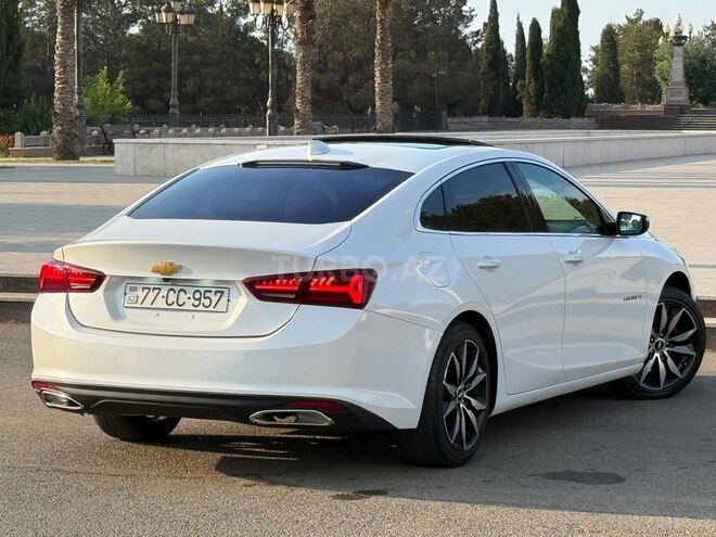 Chevrolet Malibu-9