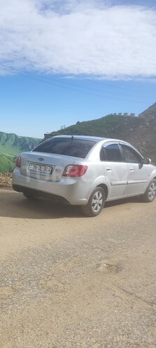Kia Pride-2