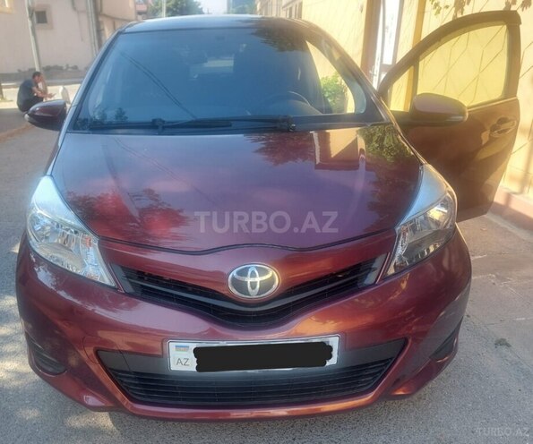 Toyota Vitz-2