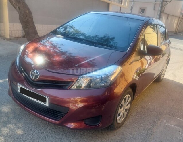 Toyota Vitz-1