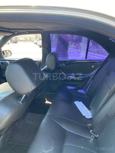Mercedes E 320-8