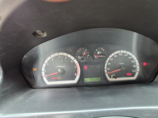 Chevrolet Aveo-11