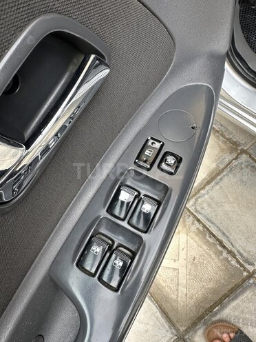 Kia Rio-9