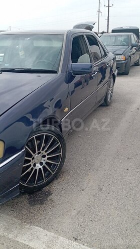 Mercedes C 240-4