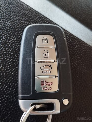 Hyundai ix35-12