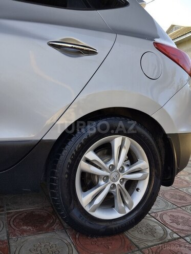 Hyundai ix35-19