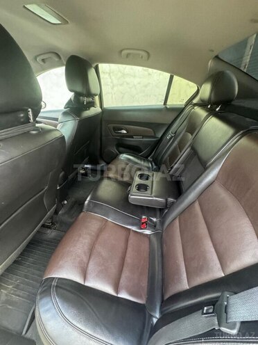 Chevrolet Cruze-5