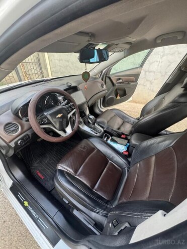 Chevrolet Cruze-3