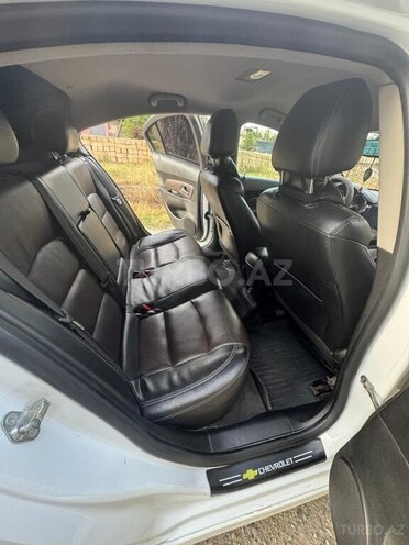 Chevrolet Cruze-4
