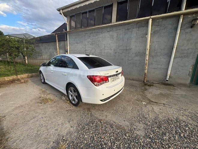 Chevrolet Cruze-6