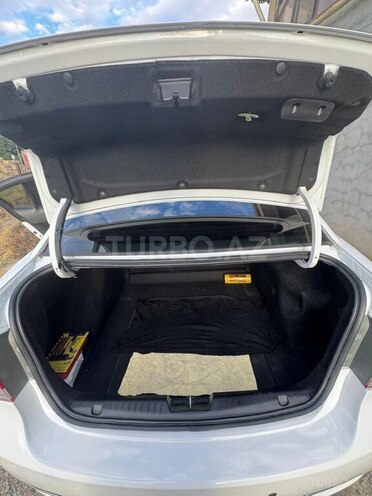 Chevrolet Cruze-9