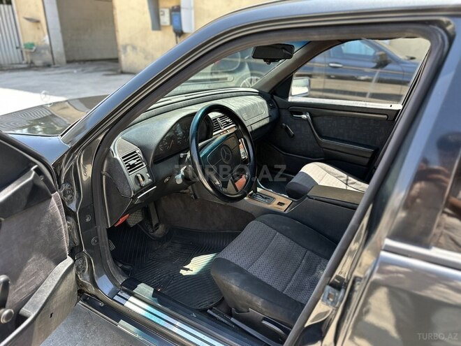 Mercedes C 200-10