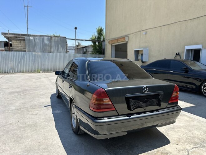 Mercedes C 200-9