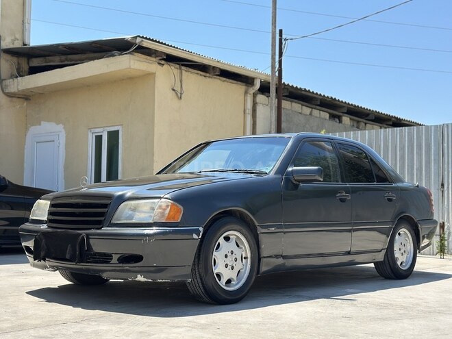Mercedes C 200-4