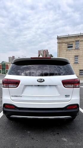 Kia Sorento-2