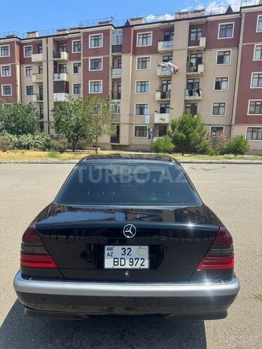 Mercedes C 230-3