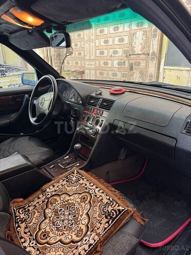 Mercedes C 230-10
