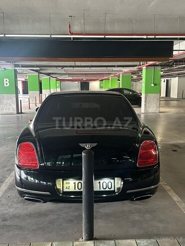 Bentley Continental Flying Spur-5