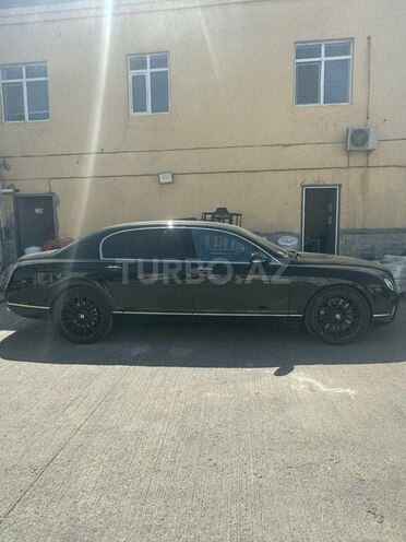 Bentley Continental Flying Spur-17