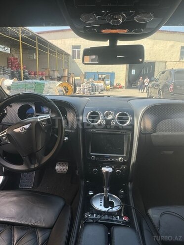 Bentley Continental Flying Spur-13