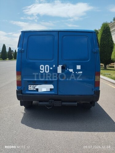 Ford Transit-2