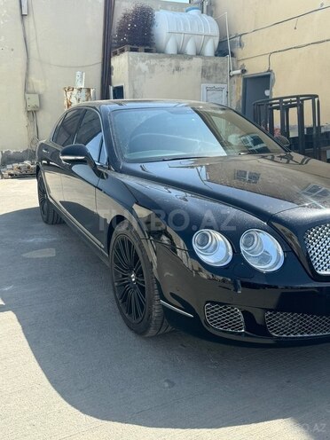 Bentley Continental Flying Spur-18