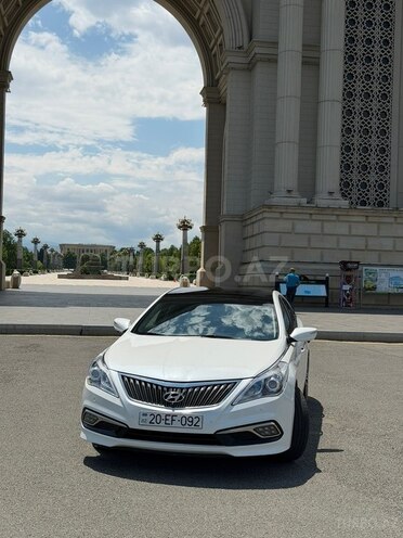 Hyundai Azera-1