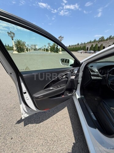 Hyundai Azera-15