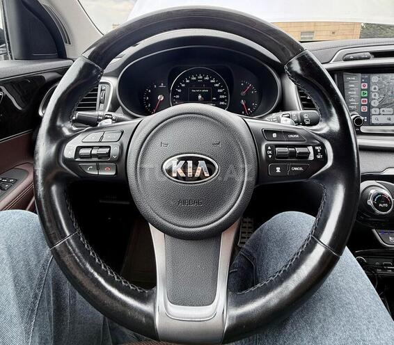 Kia Sorento-9