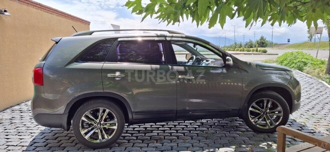 Kia Sorento-10