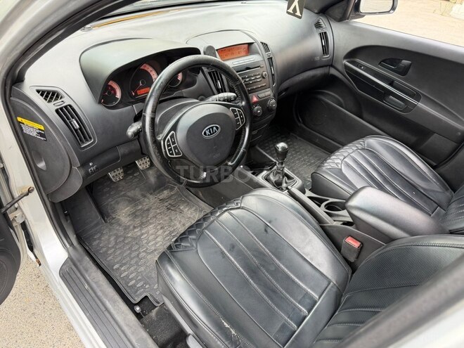 Kia Ceed-4