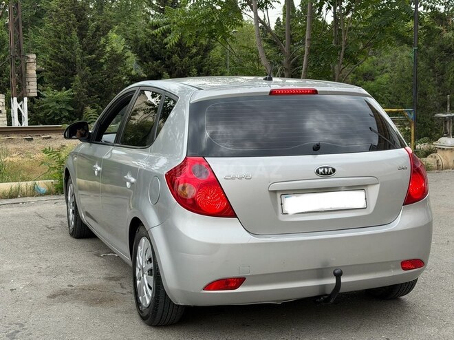 Kia Ceed-6