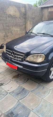 Mercedes ML 320-4