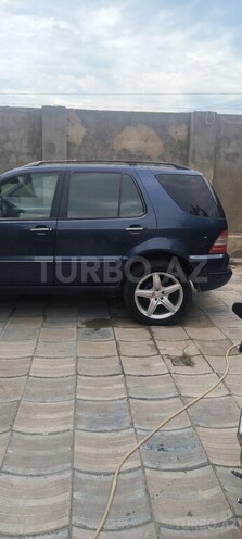 Mercedes ML 320-5