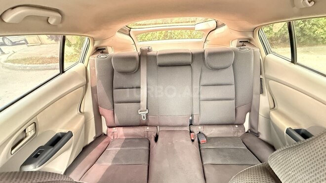 Honda Insight-11