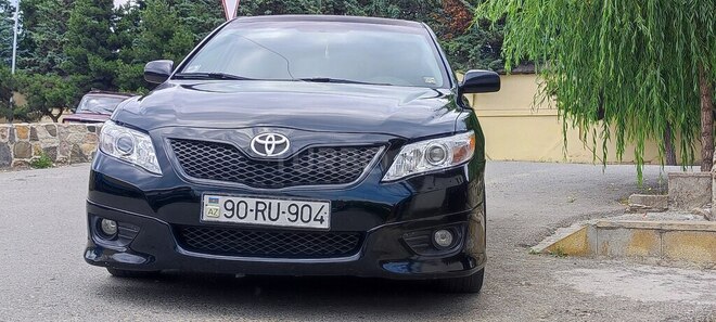 Toyota Camry-1