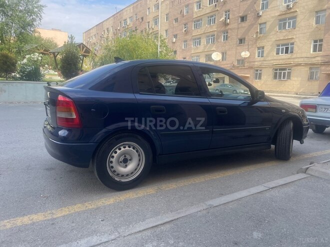 Opel Astra-11