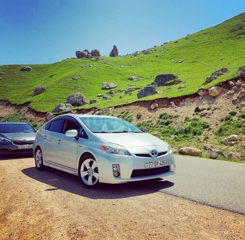 Toyota Prius-1