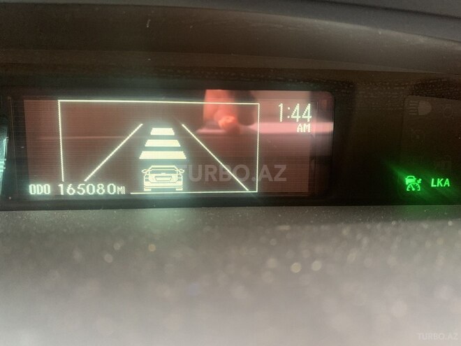 Toyota Prius-15
