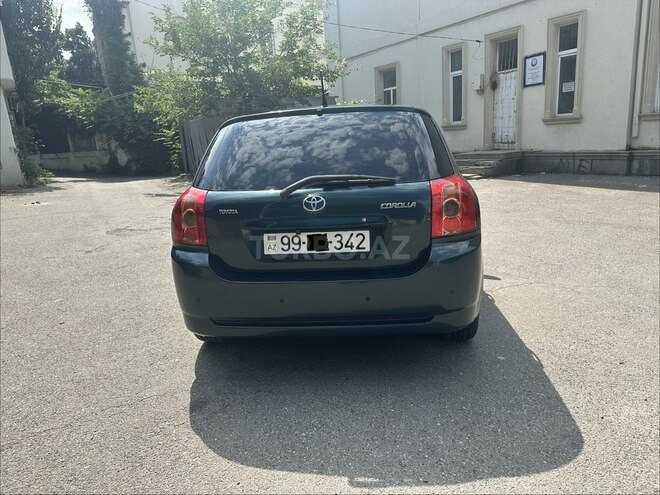 Toyota Corolla-5