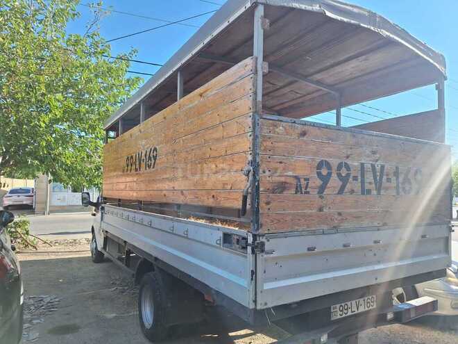 Ford Transit-5