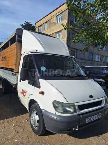 Ford Transit-3