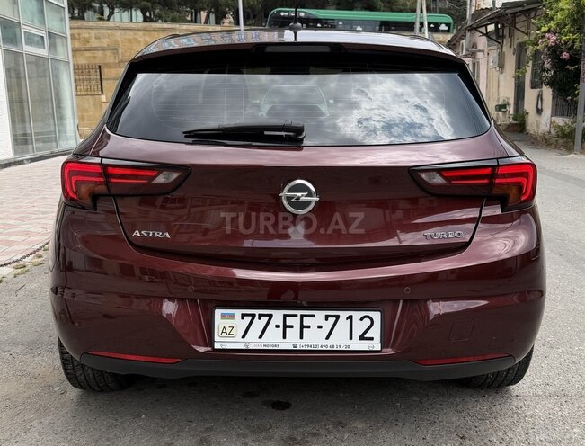 Opel Astra-2