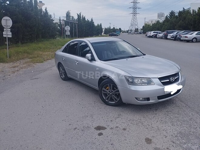 Hyundai Sonata-4