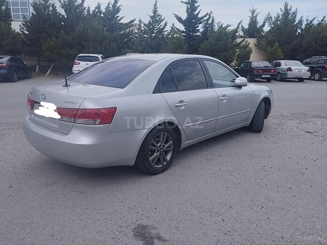 Hyundai Sonata-3
