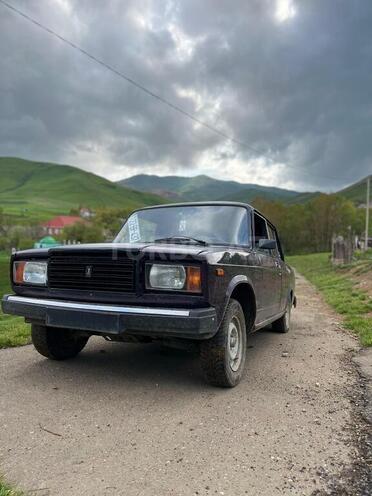 LADA (VAZ) 2107-1